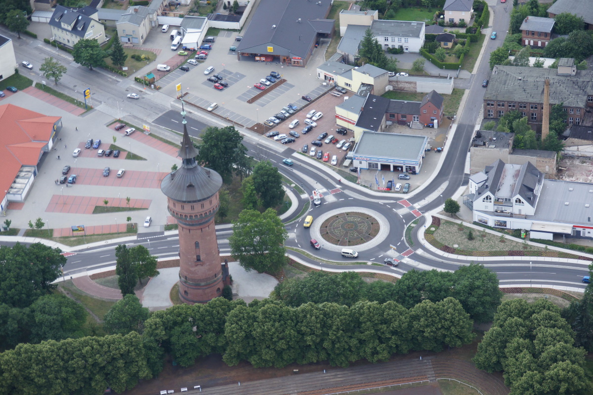 Straßen- und Radwegeplanung - Kreisverkehr in Forst