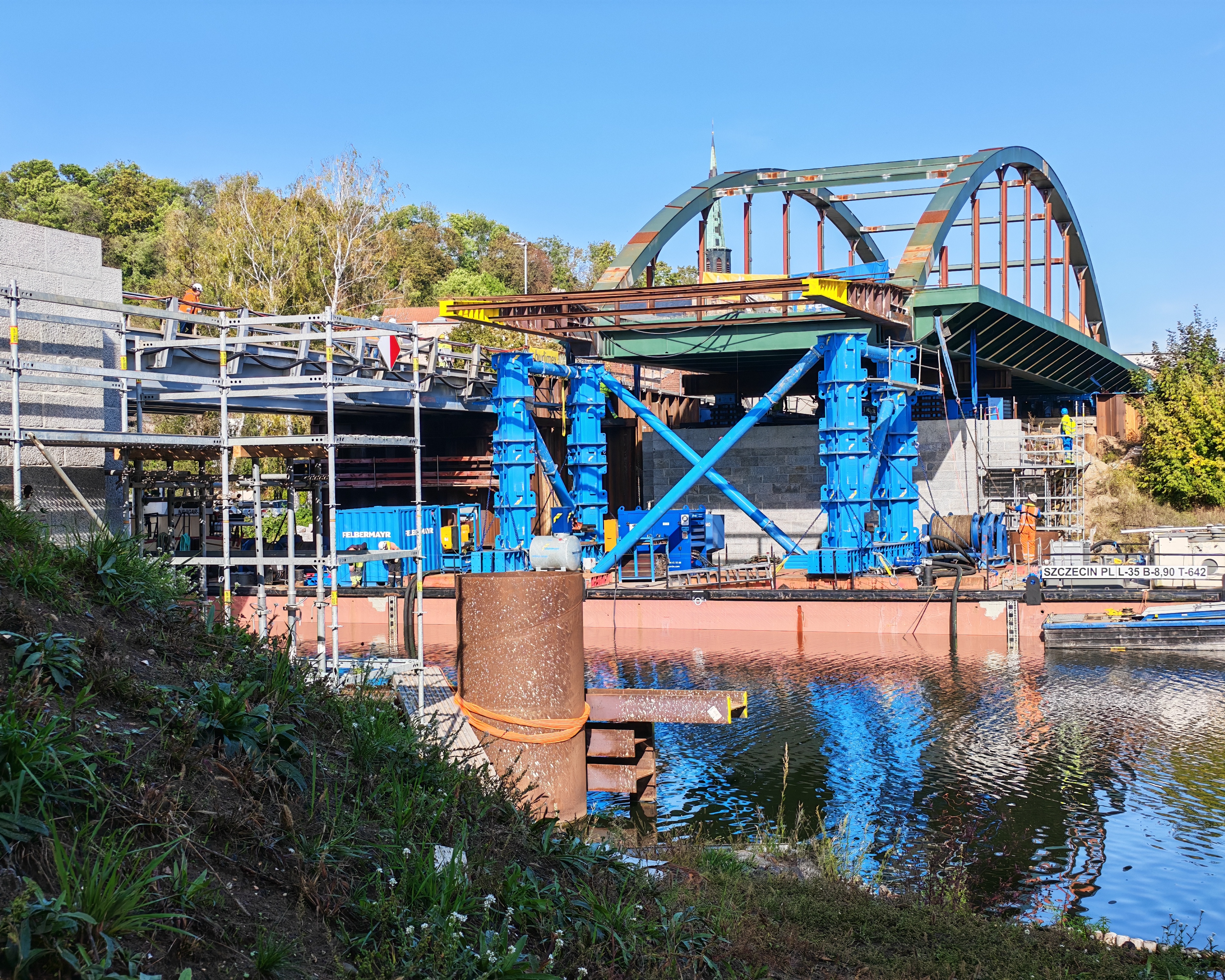 B158_Brückeneinschub in Oderberg