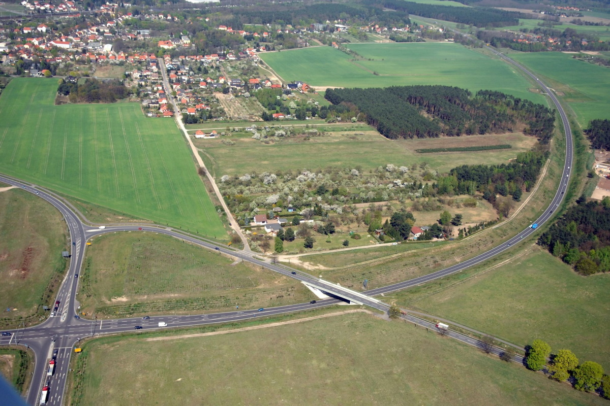 Ein teil des Brandenburger Straßennetzes von oben