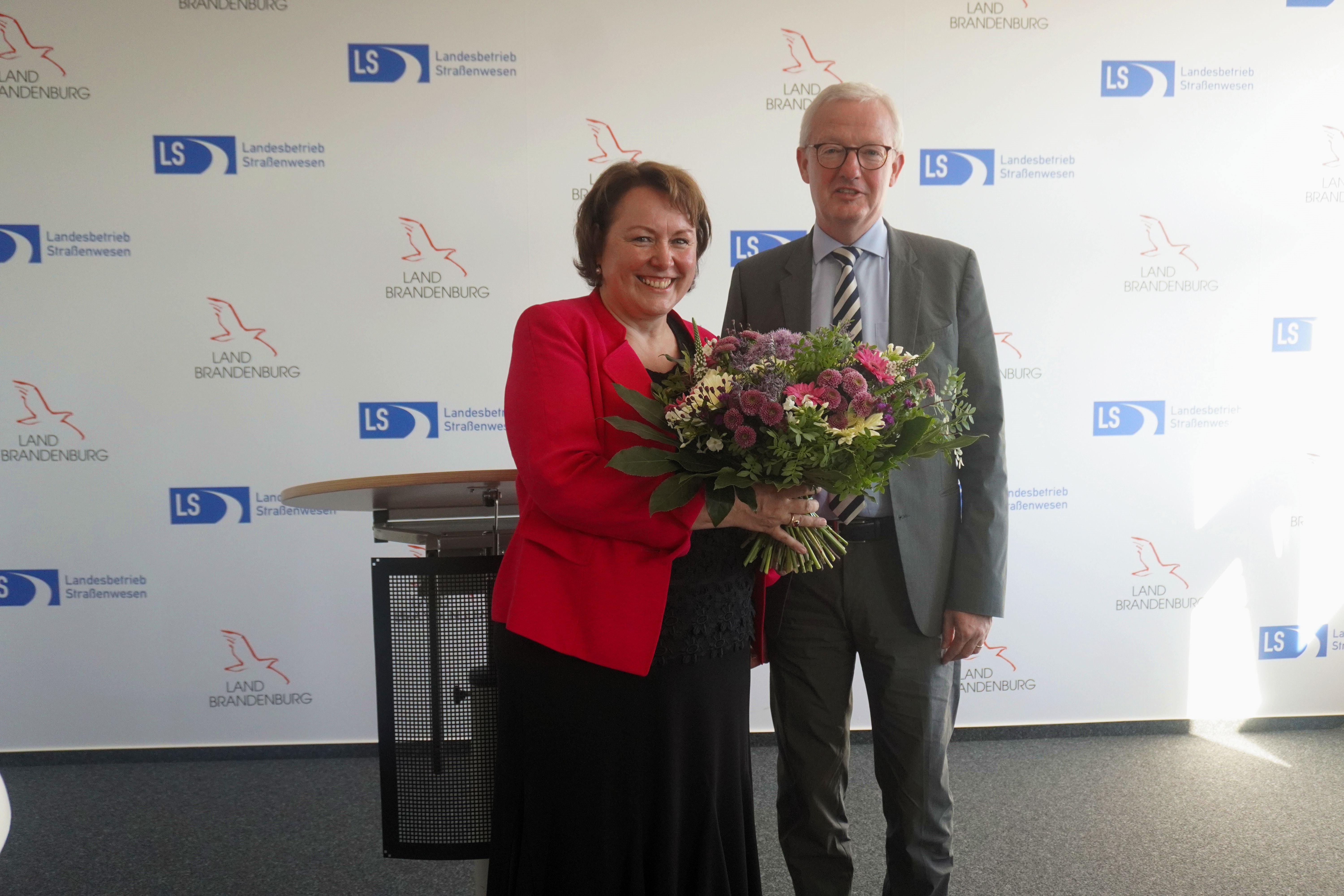 Dr. Ina Bartmann ist neue Vorsitzende des Vorstands des Landesbetriebs Straßenwesen