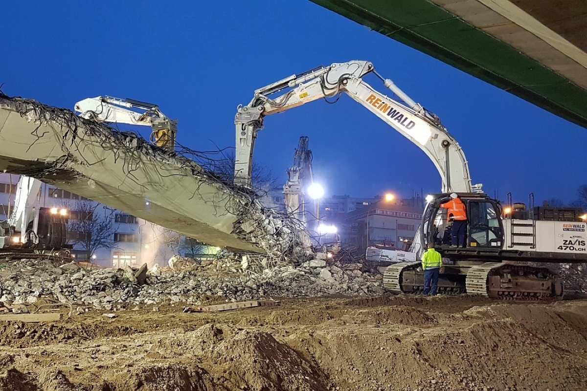 Aktuelle Straßenbauprojekte - Bauarbeiten an der L40 Hochstraßenbrücke in Potsdam